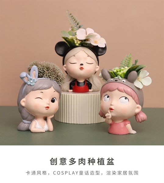 81536b2d6f734f259d078e9f8b4a29a2